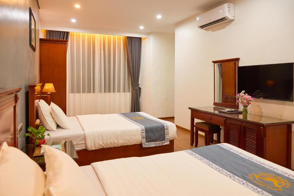 GIẾNG NGỌC HOTEL